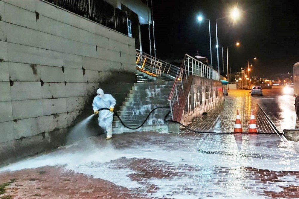 Salgın Mücadelesi Sürüyor