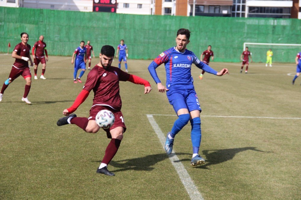 2. Lig: Elazığspor: 0 - Karabükspor: 2