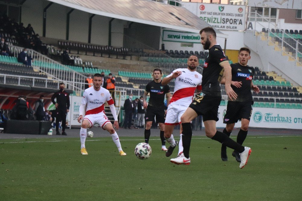 Süper Lig: Denizlispor: 1 - Antalyaspor: 0 (i̇lk Yarı)