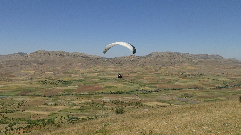 Gercüş, Yamaç Paraşütçülerinin Gözdesi Haline Geldi