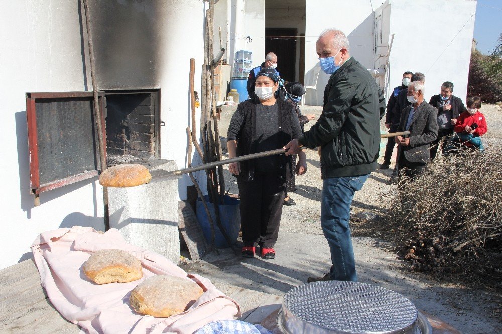 Girit Türklerinin 120 Yıllık Ekşi Mayalı Ekmeği Mersin’den Türkiye’ye Açılıyor