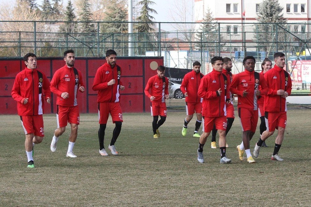 Eses Ümraniyespor Maçı Hazırlıklarına Başladı