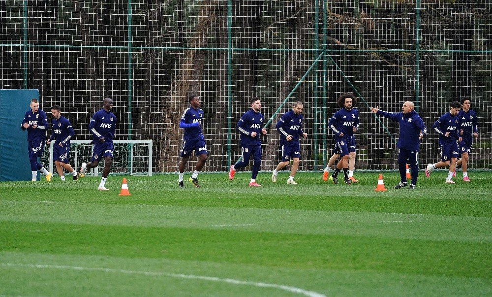 Fenerbahçe, Fatih Karagümrük Maçı Hazırlıklarını Sürdürdü