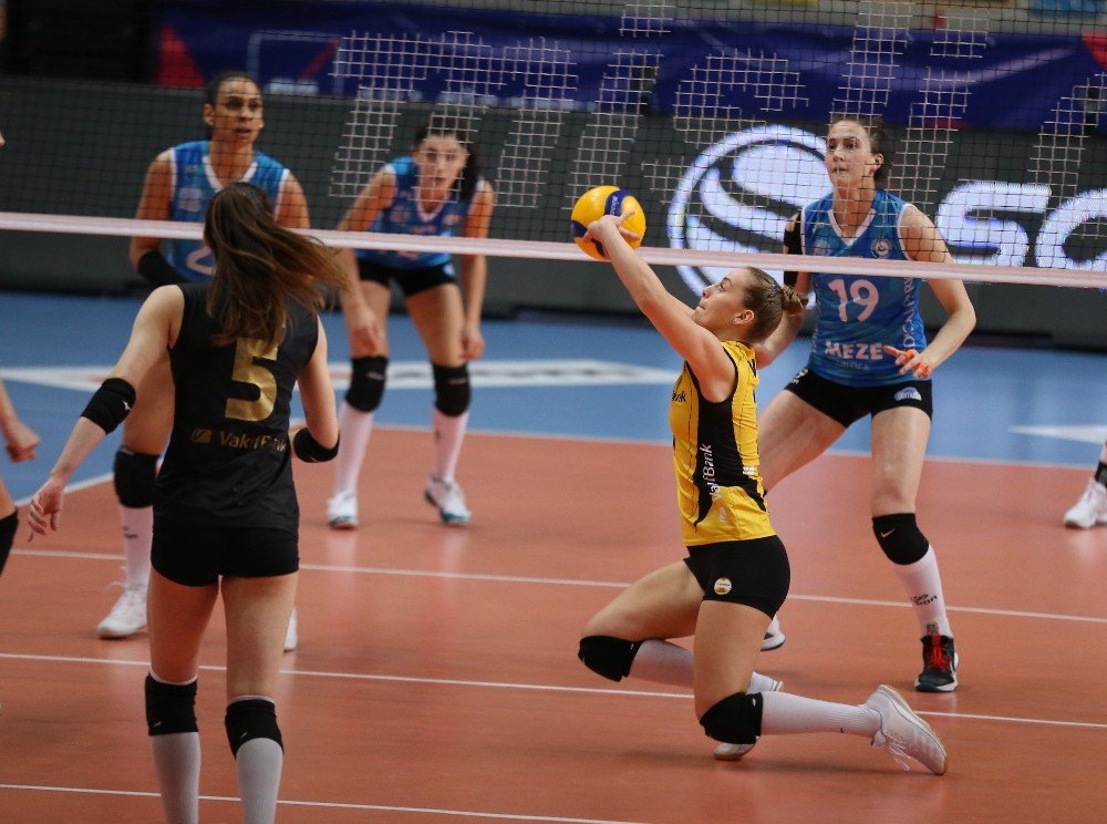 Misli.com Sultanlar Ligi: Nilüfer Belediye: 0 - Vakıfbank: 3