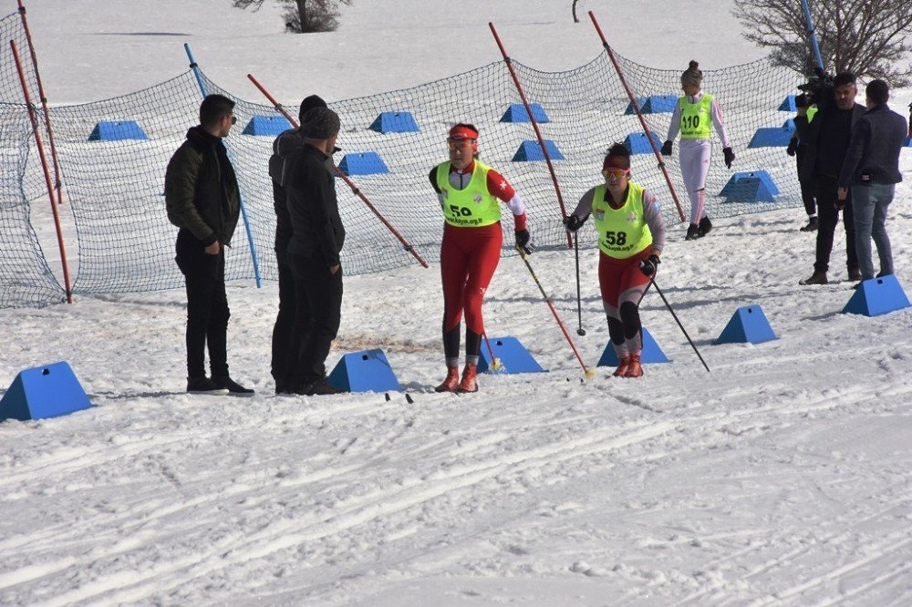 25 İlden 320 Kayakçı, Türkiye Finalleri İçin Bitlis’te Mücadele Etti