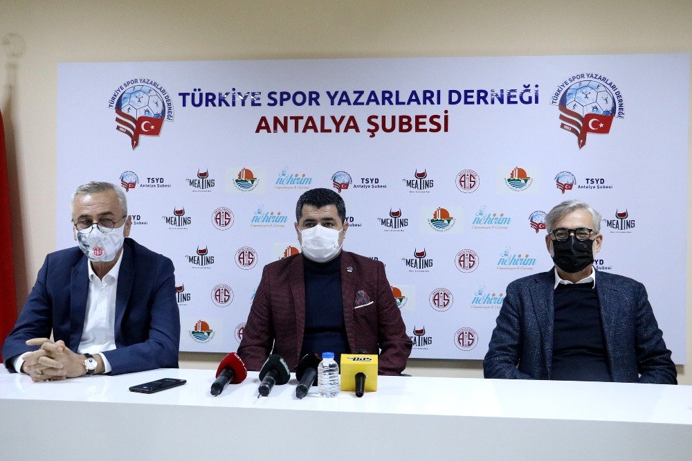 Antalyaspor’da Henüz Başkan Adayı Çıkmadı