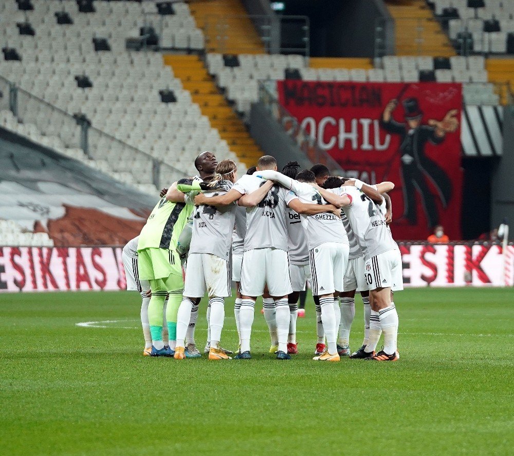 Savunma Toparlandı, Kartal Zirveye Ortak Oldu