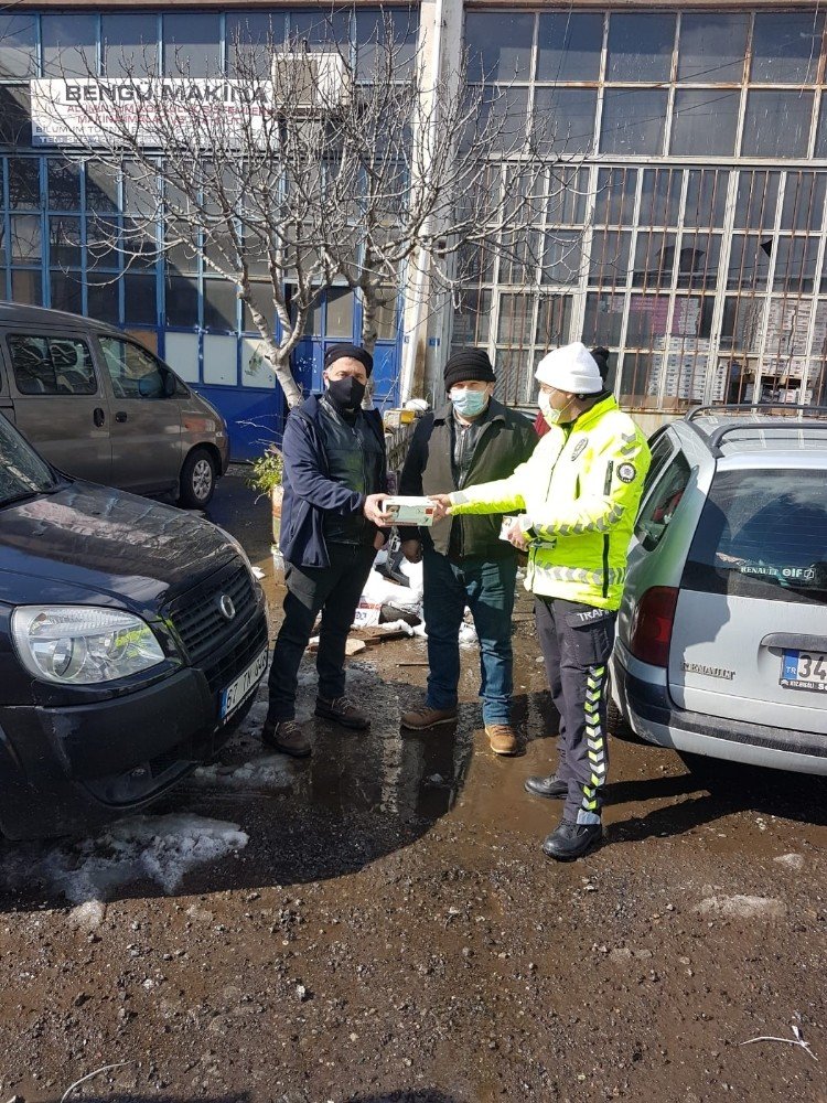 Sanayi Esnafına Maske Dağıtıldı