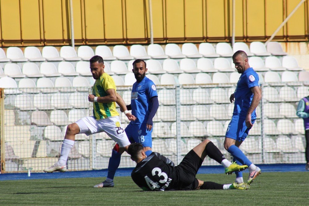 3. Lig: Osmaniyespor Fk: 0 - Erbaaspor: 1