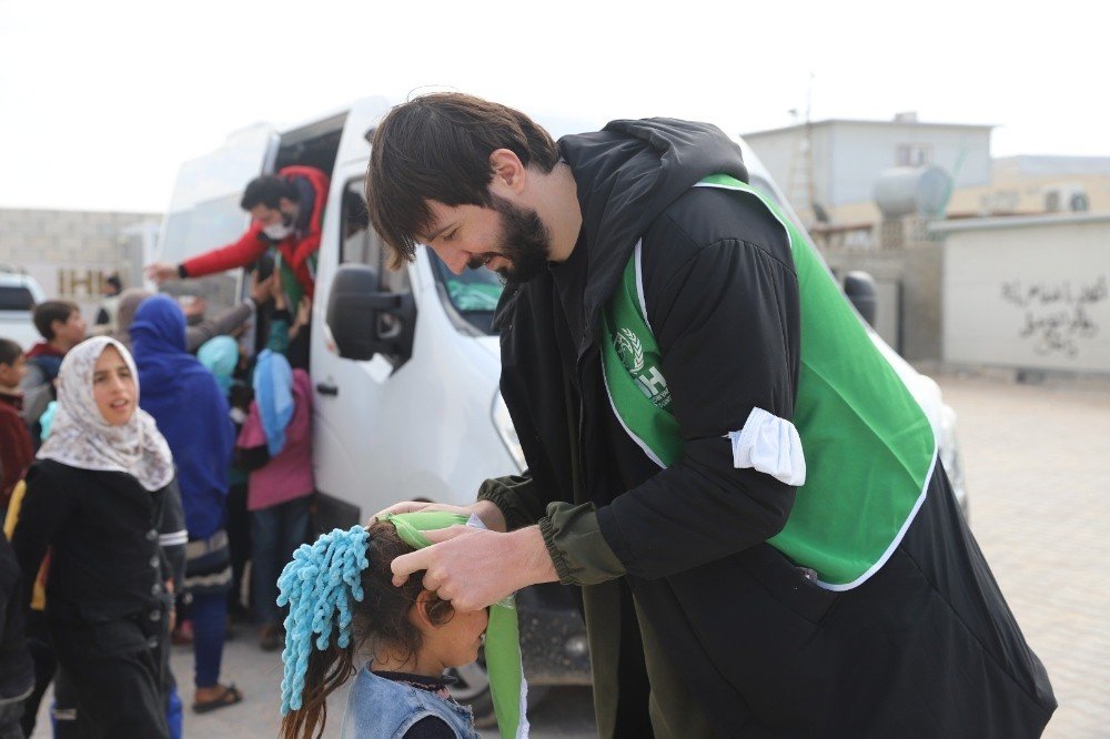 Furkan Aldemir’den Suriye’ye İnsani Yardım