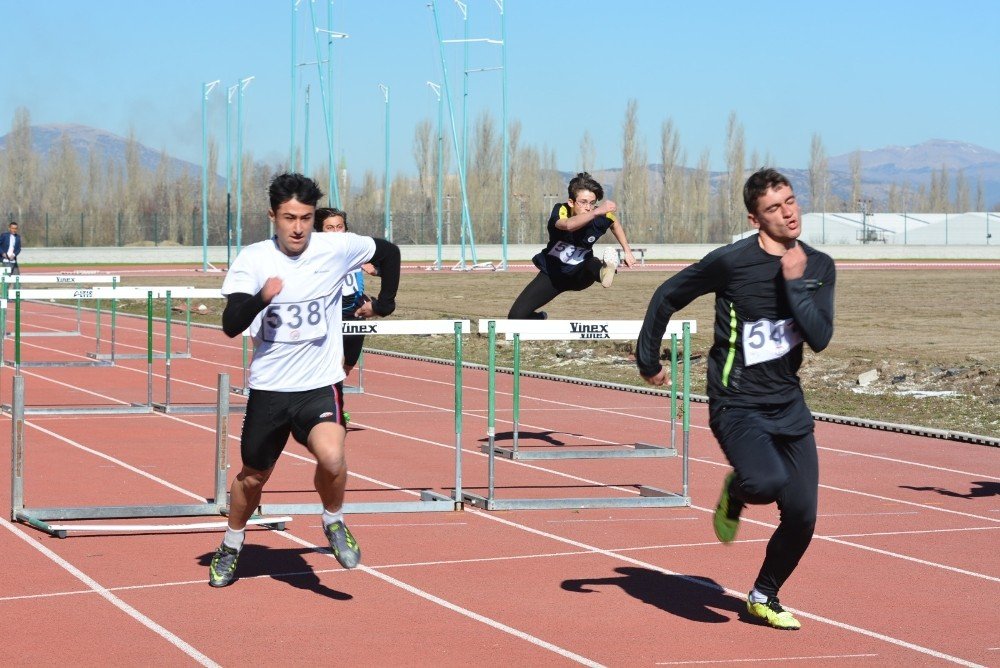 Isparta Belediyesi 2021 Atletizm Yarışmaları Yapıldı