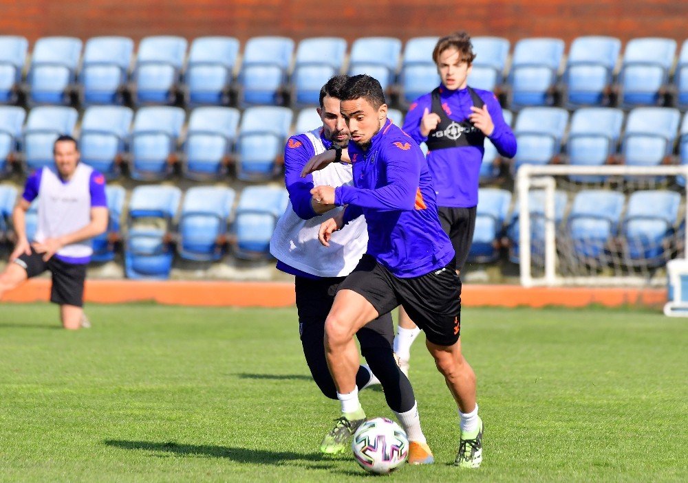 Medipol Başakşehir, Antalyaspor Hazırlıklarını Sürdürdü