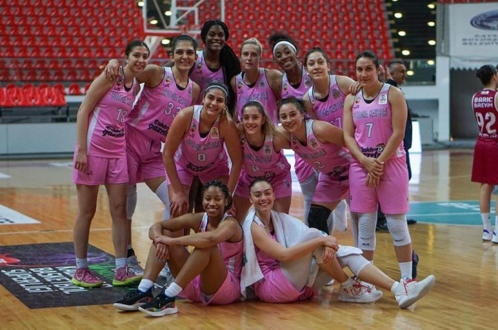 Bellona Kayseri Basketbol Boyalı Alanda 42 Sayı Buldu