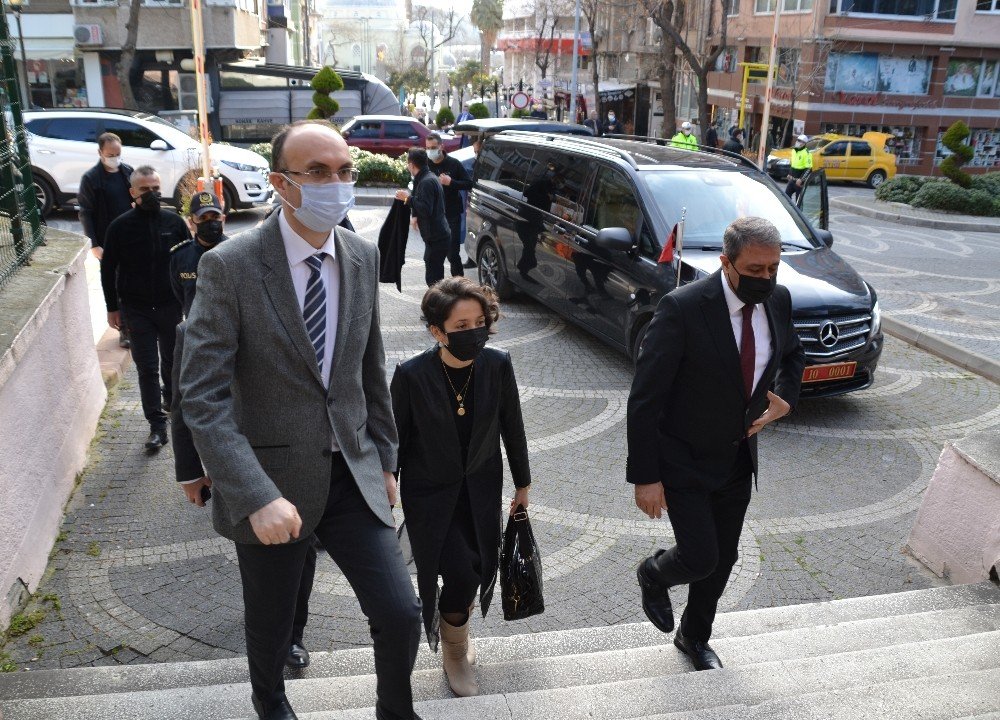 Balıkesir Valisi Şıldak’tan Sanayi Kuruluşlarına Korona Uyarısı