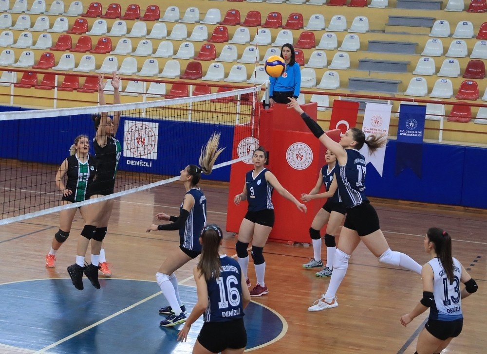 Pamukkale Belediyespor Kadın Voleybol Takımı Sezonu 4. Sırada Tamamladı