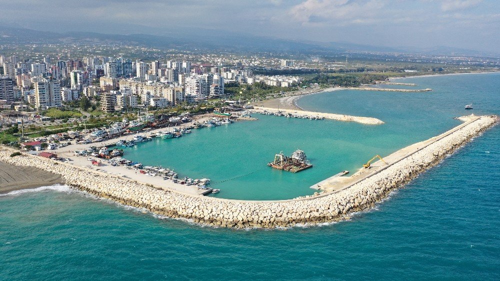 Doğu Akdeniz’in Gözde Balıkçı Barınağının Kapasitesi Arttırılıyor