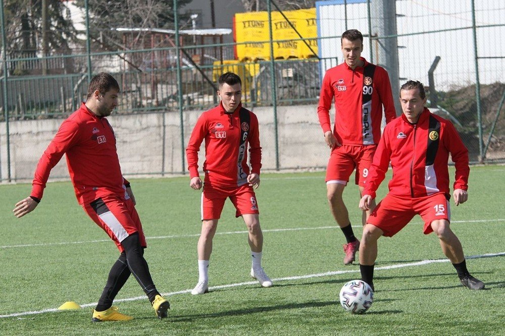 Eskişehirspor’da Ankara Keçiörengücü Deplasmanı Hazırlıkları Başladı