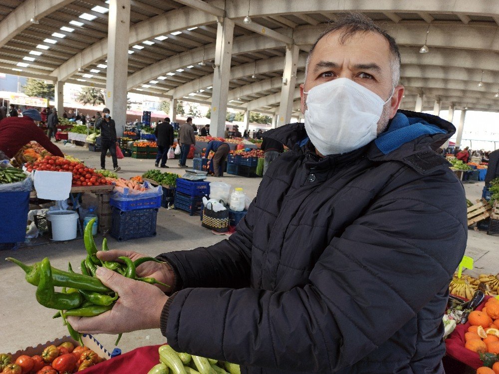 Afyonkarahisar’da Pazarın Zam Şampiyonu ’biber’ Oldu