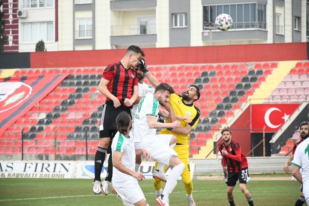 Tff 2.lig: Turgutluspor: 0 - Sivas Belediyespor: 0