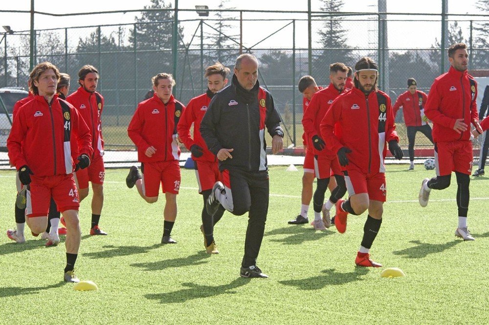 Eskişehirspor Keçiörengücü Maçı Hazırlıklarını Tamamladı