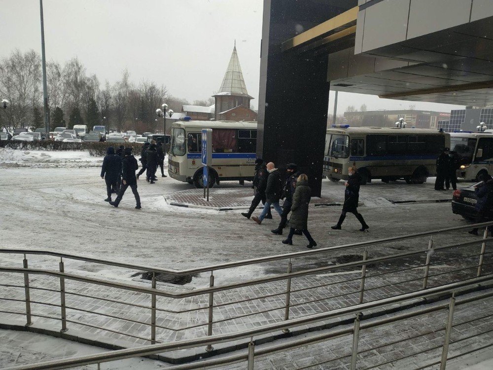 Rusya’da Bağımsız Milletvekili Adaylarının Toplantısına Polis Baskını: 170 Gözaltı