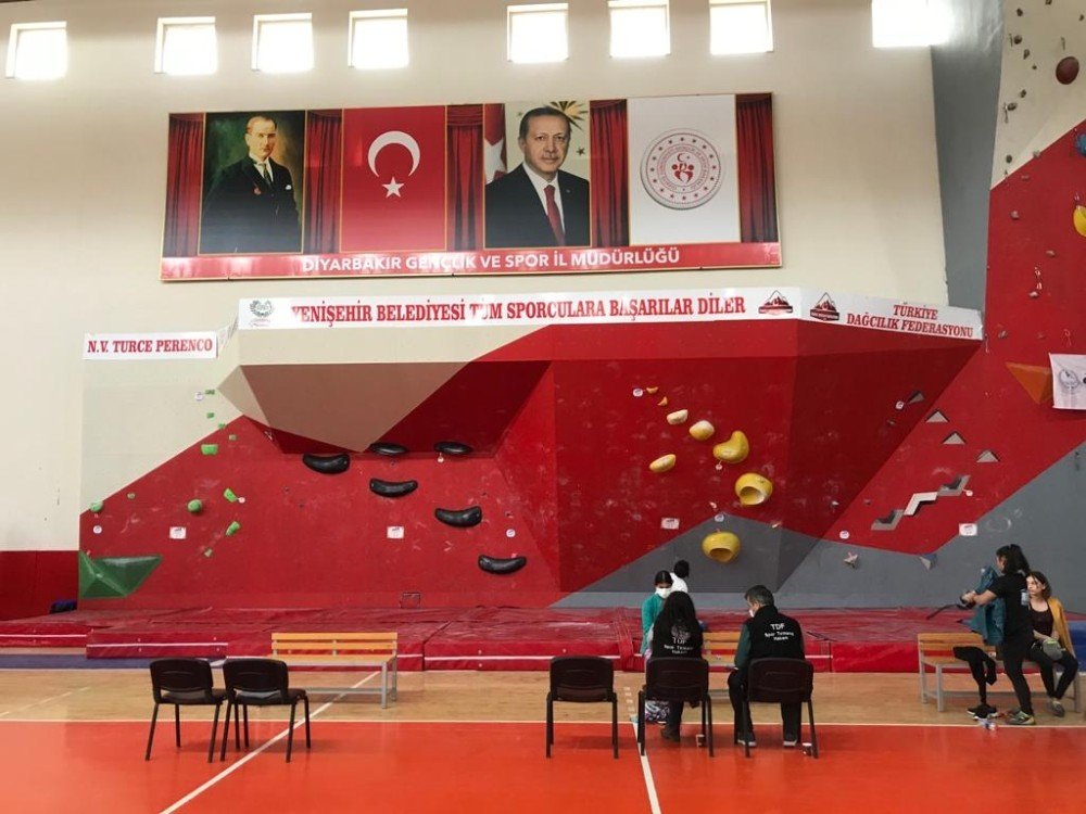 Yenişehir’in ‘şampiyonluk Duvarı’