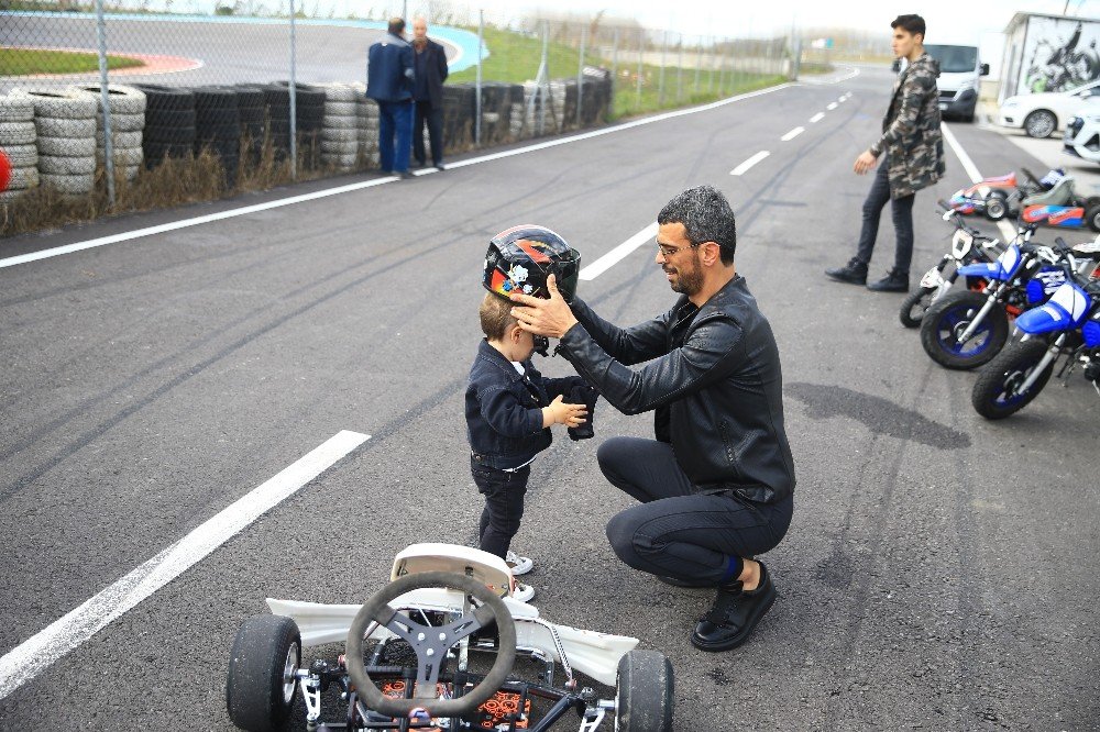 Sofuoğlu Oğlunun Formula 1 Yarışçısı Olmasını İstiyor