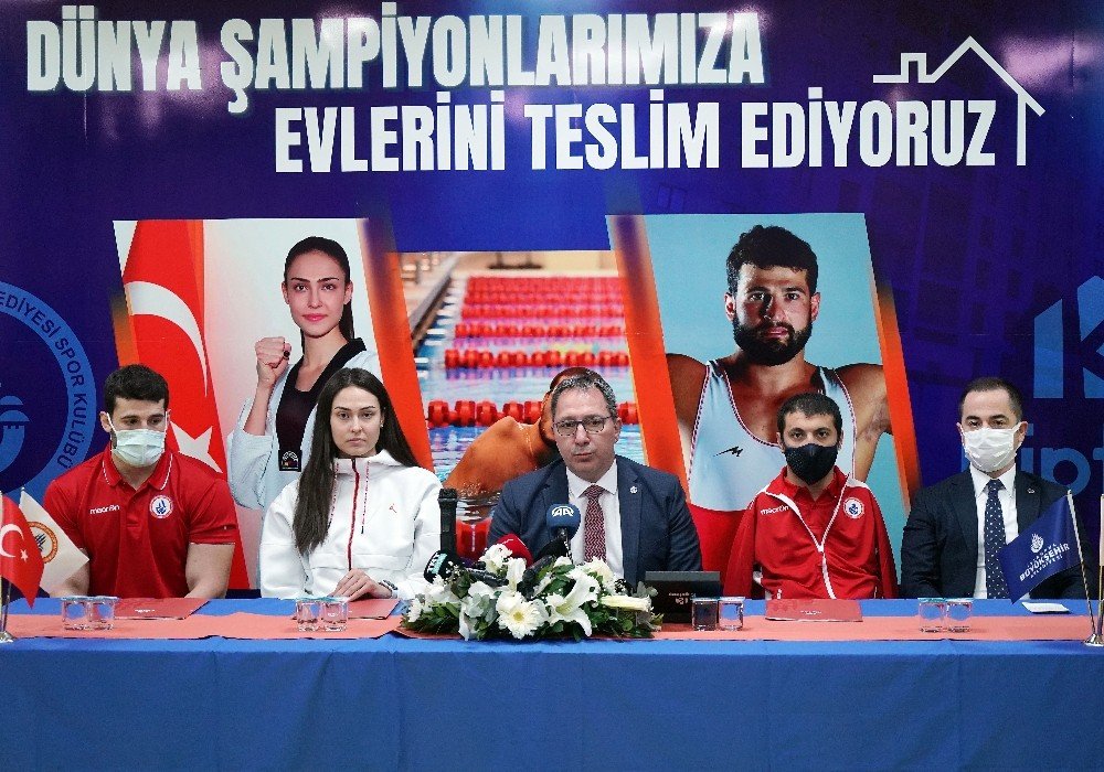 Dünya Şampiyonları Evlerine Kavuştu