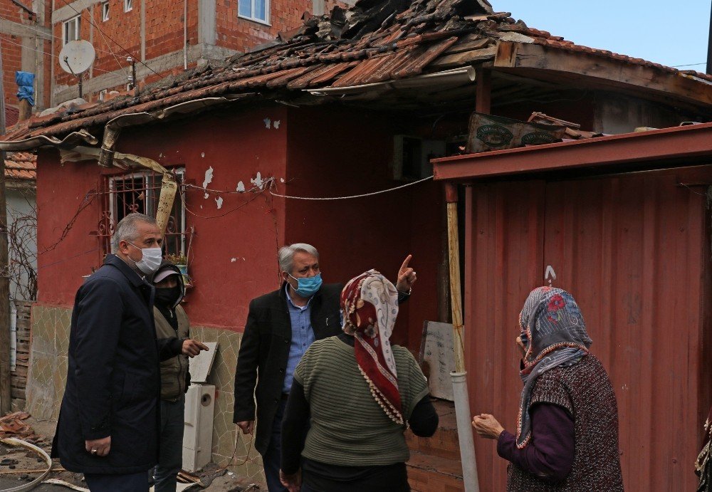 Başkan Kılıç’tan Evi Yanan Yaşlı Kadına Destek