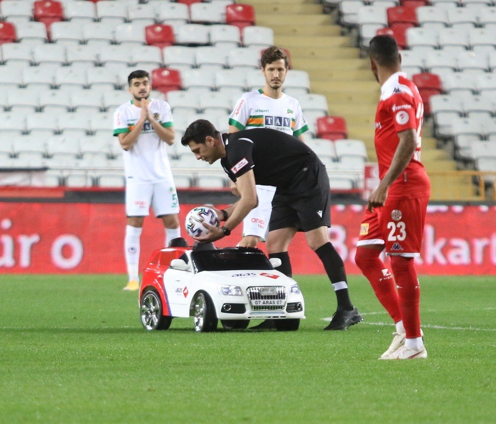 Ziraat Türkiye Kupası: Ft Antalyaspor: 1 - Aytemiz Alanyaspor: 0 (i̇lk Yarı)