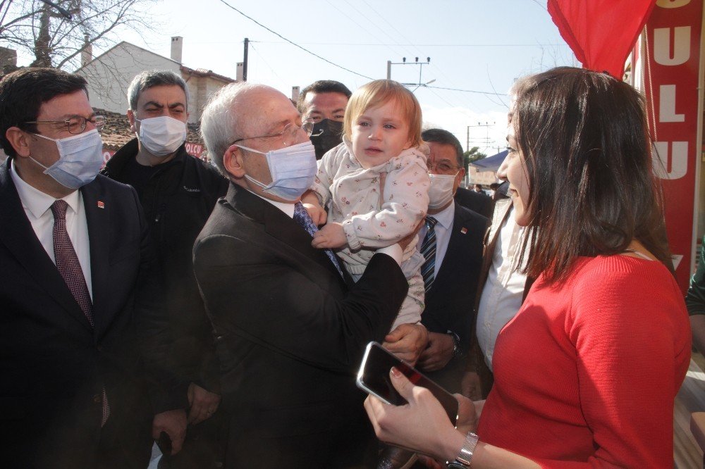 Kemal Kılıçdaroğlu Alçıtepe’de Muhtarlar İle Bir Araya Geldi