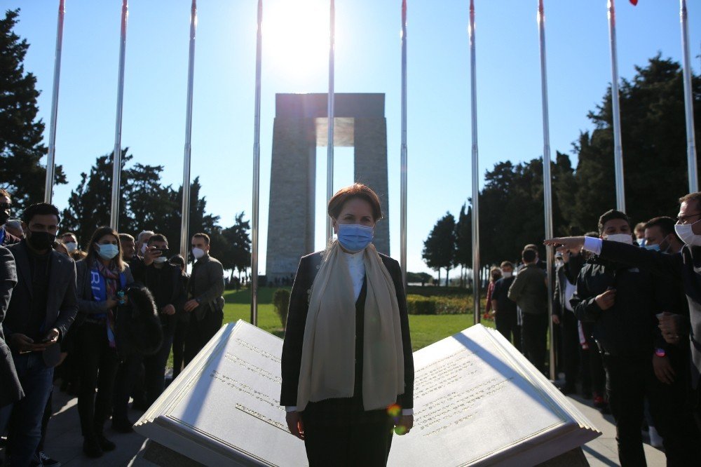 İ̇yi̇ Parti Genel Başkanı Akşener Şehitler Abidesi’nde