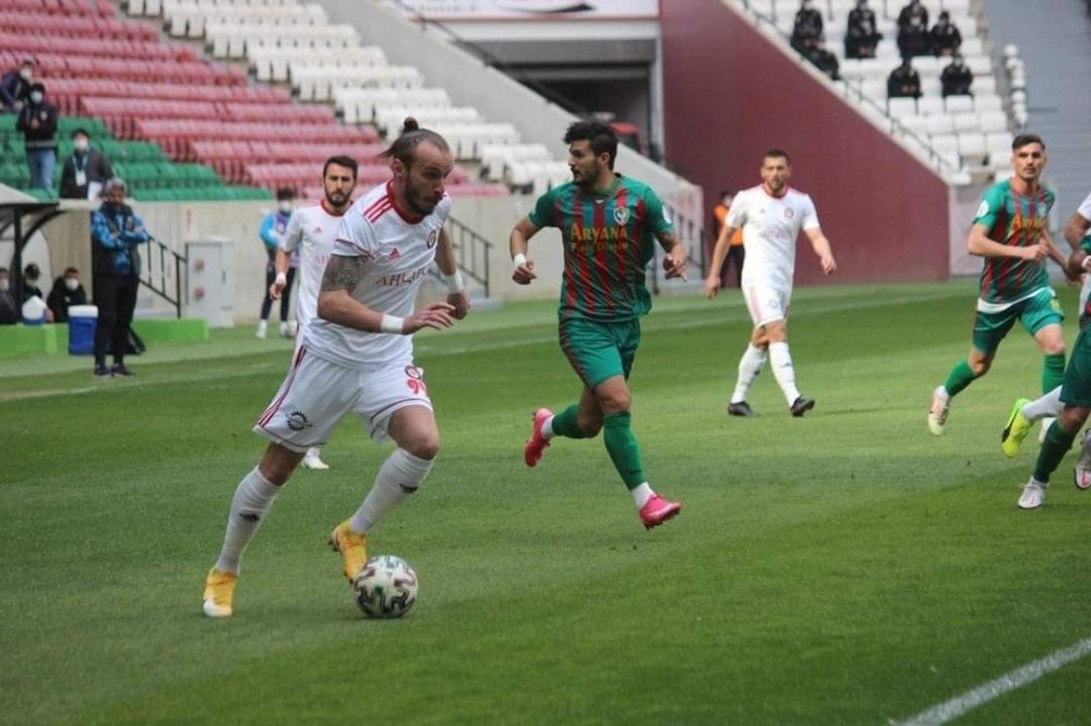 2. Lig: Amedspor: 1 - Çorum Futbol Kulübü: 2