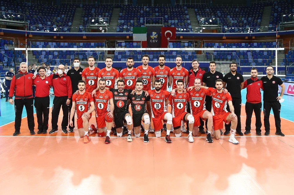 2021 Cev Challenge Kupası: Milano: 3 - Ziraat Bankkart: 2