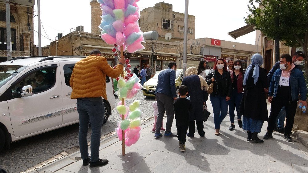 ’mavi Kent’ Mardin’deki Turizm Hareketliliği Esnafın Yüzünü Güldürdü