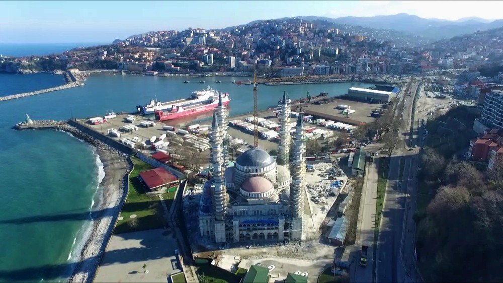 Cumhurbaşkanı Erdoğan’ın Sorduğu Uzun Mehmet Camii’nde Hazırlıklar Tüm Hızıyla Sürüyor