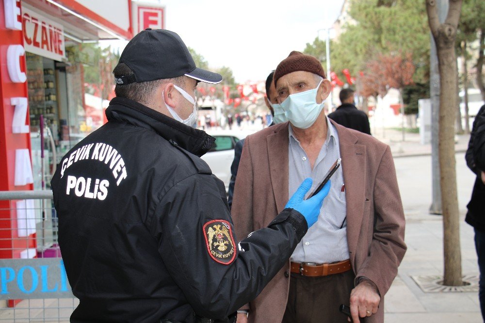 Pandemi İle Mücadelede Yeni Tedbir Sokakta "hes" Kodu Uygulaması Başladı