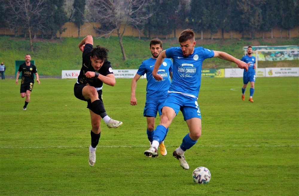 3. Lig: Darıca Gençlerbirliği: 0 - Çengelköyspor: 0