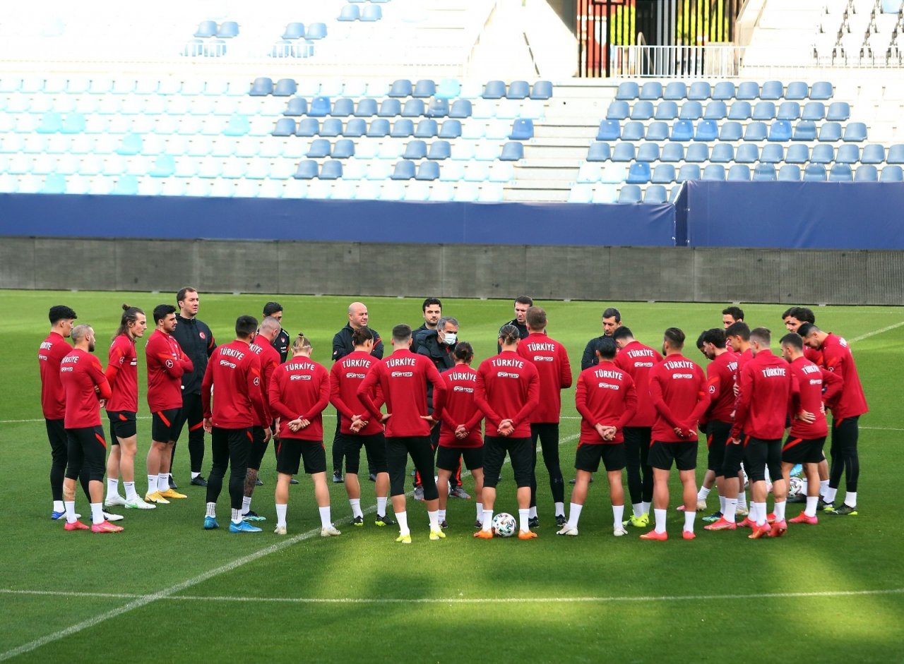 A Milli Futbol Takımı, Norveç Maçına Hazır