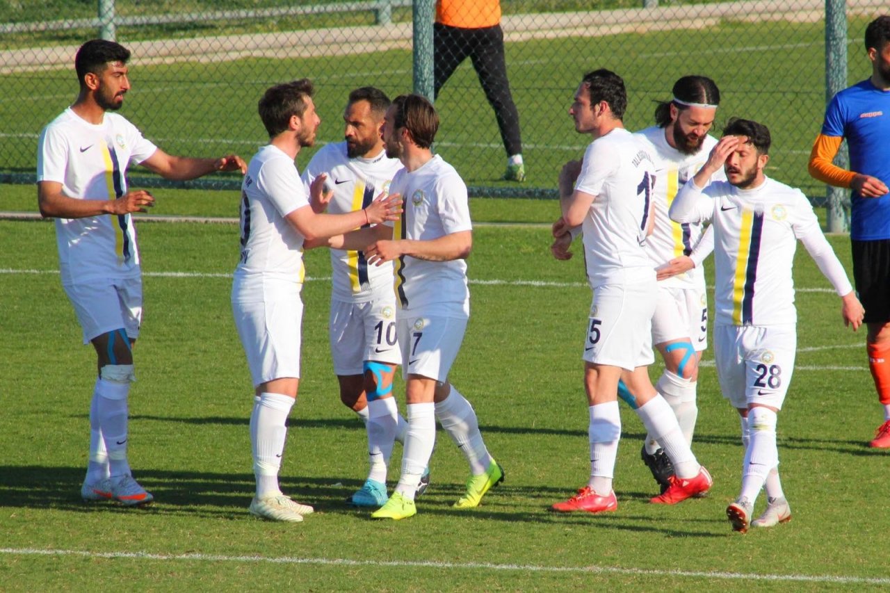 Talasgücü Belediyespor 4’de 4 Yaptı