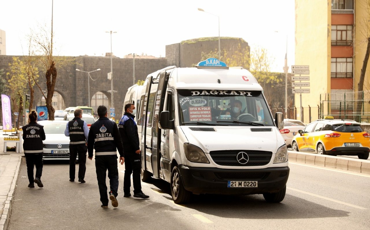 Diyarbakır’da Zabıtadan Toplu Taşıma Şoförlerine Salgın Uyarısı