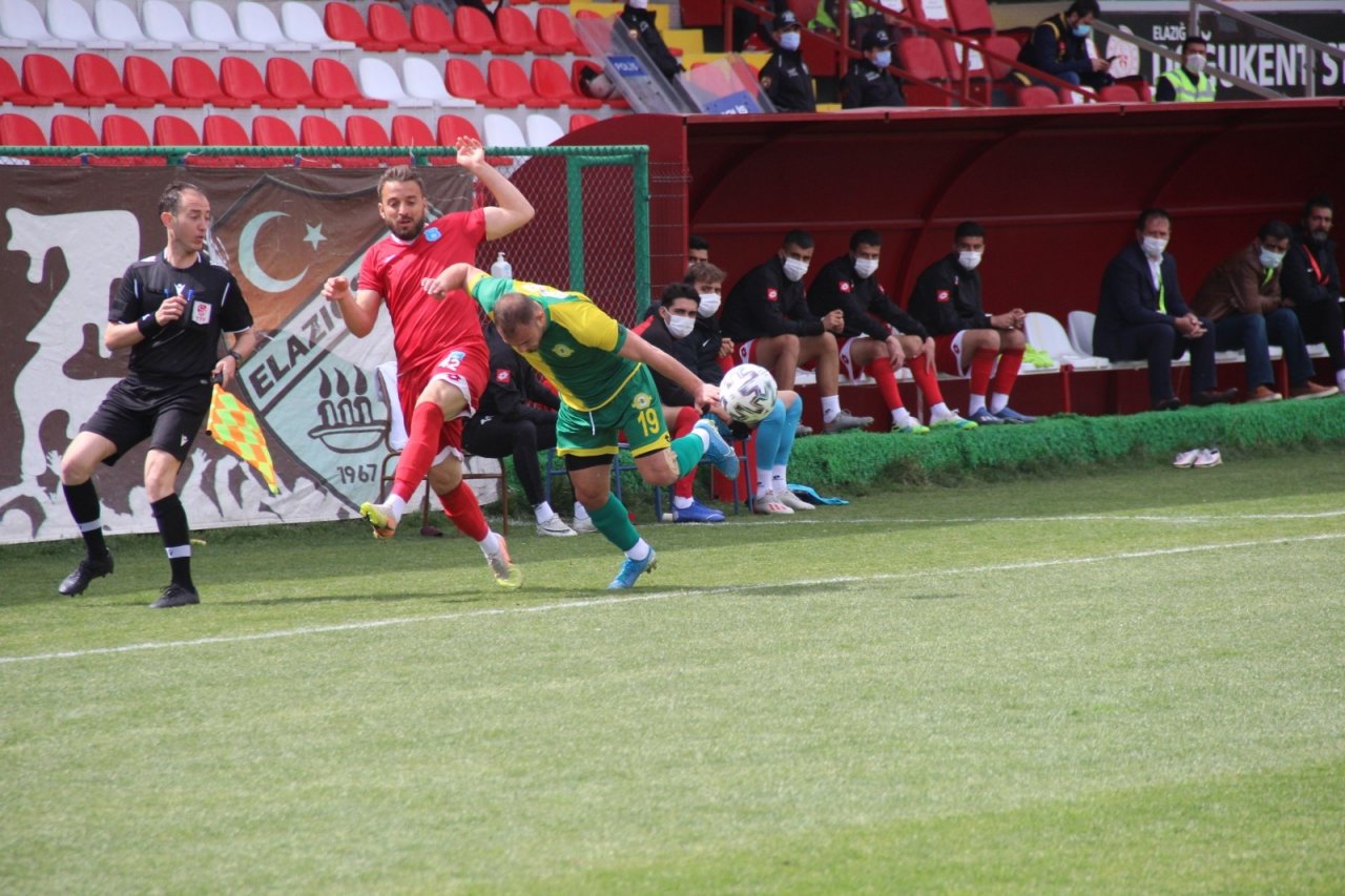 3. Lig: Elazığ Karakoçan: 0 - Esenler Erokspor: 0