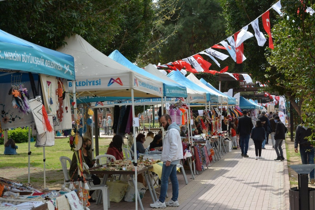 Büyükşehir Belediyesi, Üretici Kadınları Bir Kez Daha Tarsus’ta Buluşturdu