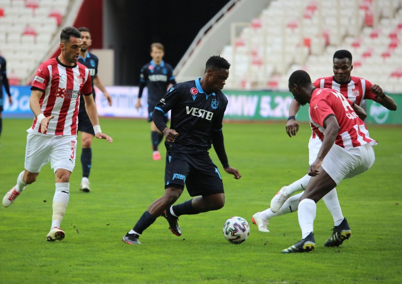 Süper Lig: Dg Sivasspor: 0 - Trabzonspor: 0 (i̇lk Yarı)