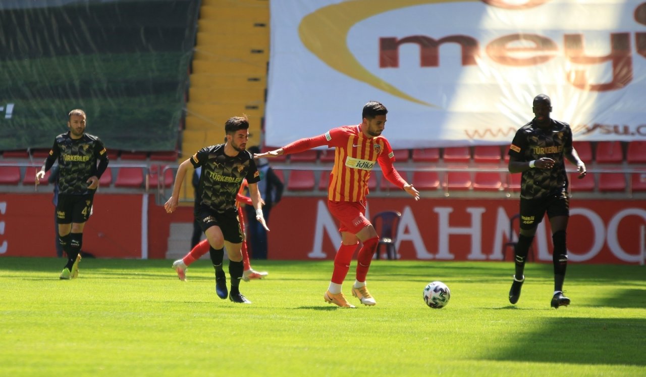 Süper Lig: Kayserispor: 1 - Göztepe: 0 (i̇lk Yarı)