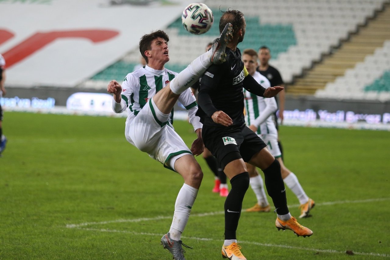 Tff 1. Lig: Bursaspor: 0 - Altay: 1 (i̇lk Yarı Sonucu)