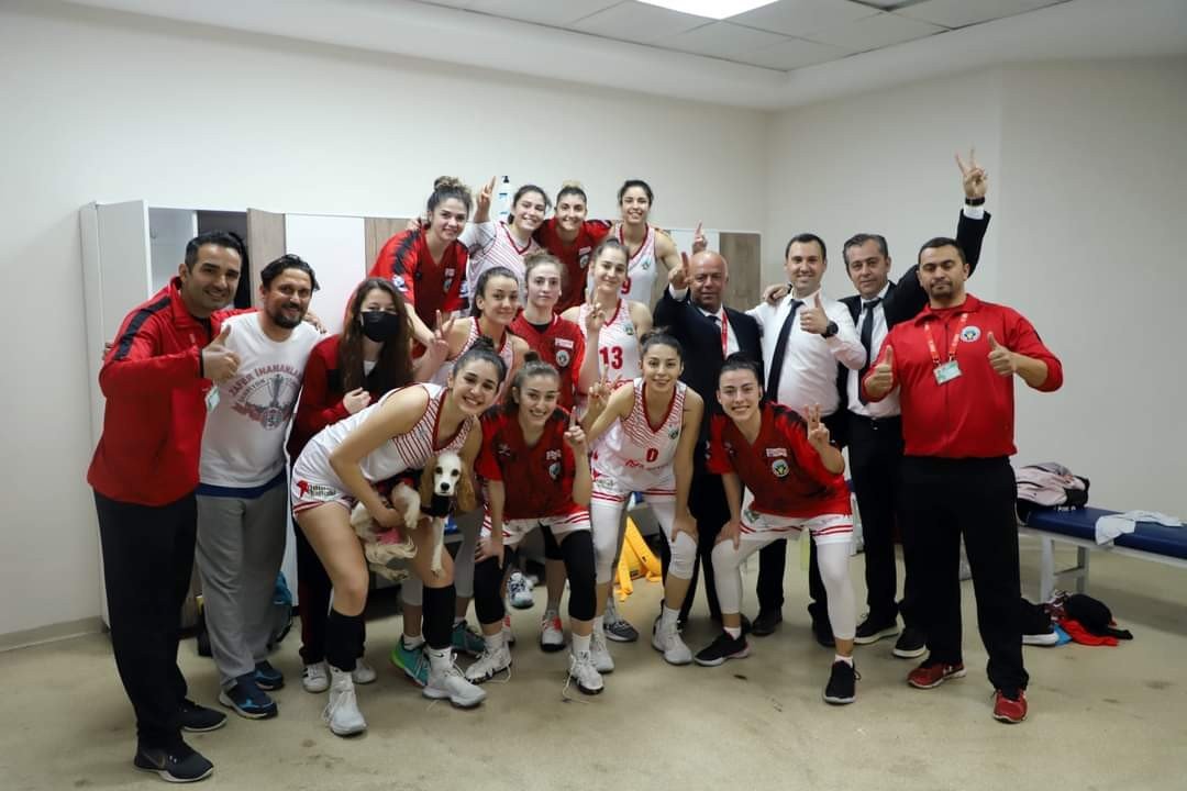 Turgutlu Belediyespor Kadın Basketbol 2’de 2 Yaptı: