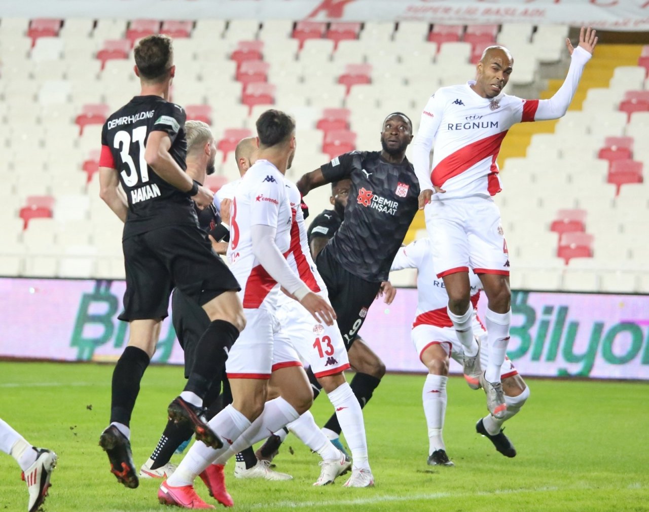 Antalyaspor İle Sivasspor 24. Randevuda