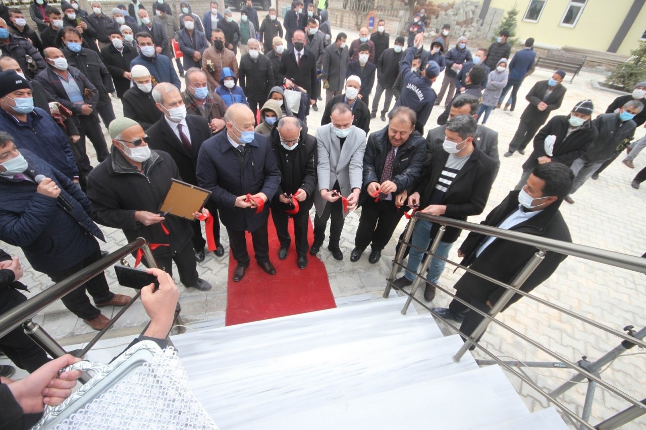 Konya’da Yavuz Sultan Selim Camisi İbadete Açıldı