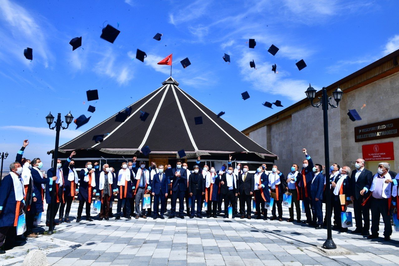 Muhtarlar, Yeşilyurt Belediyesi 2.muhtarlar Akademisinden Mezun Oldu